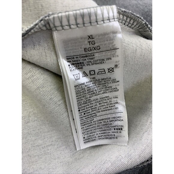 GapFit Gray Performance Hooded Sweatshirt Pullover Breathable Pockets Mens XL - Picture 11 of 12